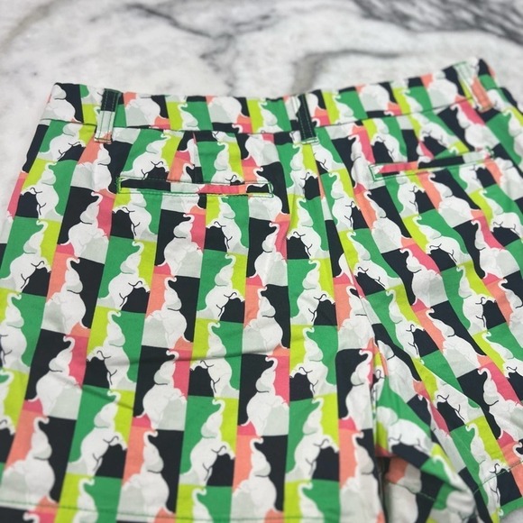 CROWN & IVY Bright Multicolor Elephant Print High-Rise 11" Shorts Women Size 12 - Picture 3 of 6